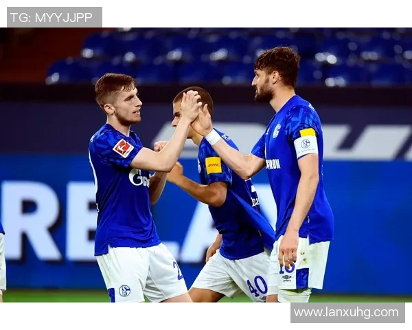 德甲双雄对决:沙尔克04挑战柏林赫塔,看点十足! 德甲双雄对决:沙尔克04挑战柏林赫塔,看点十足!