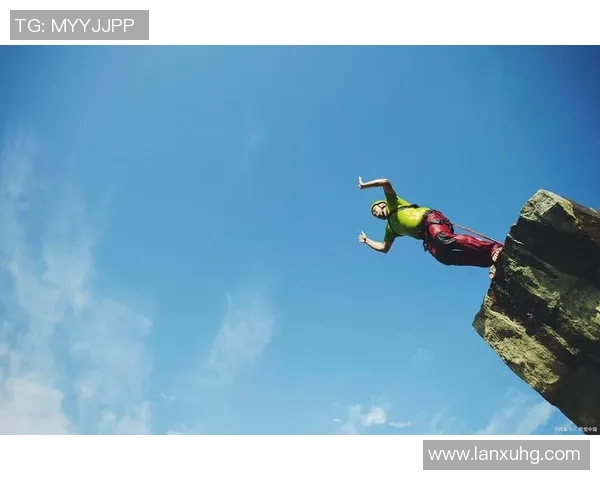 成都极限运动队与上海极限运动队赛后状态分析与复盘探讨 成都极限运动队与上海极限运动队赛后状态分析与复盘探讨